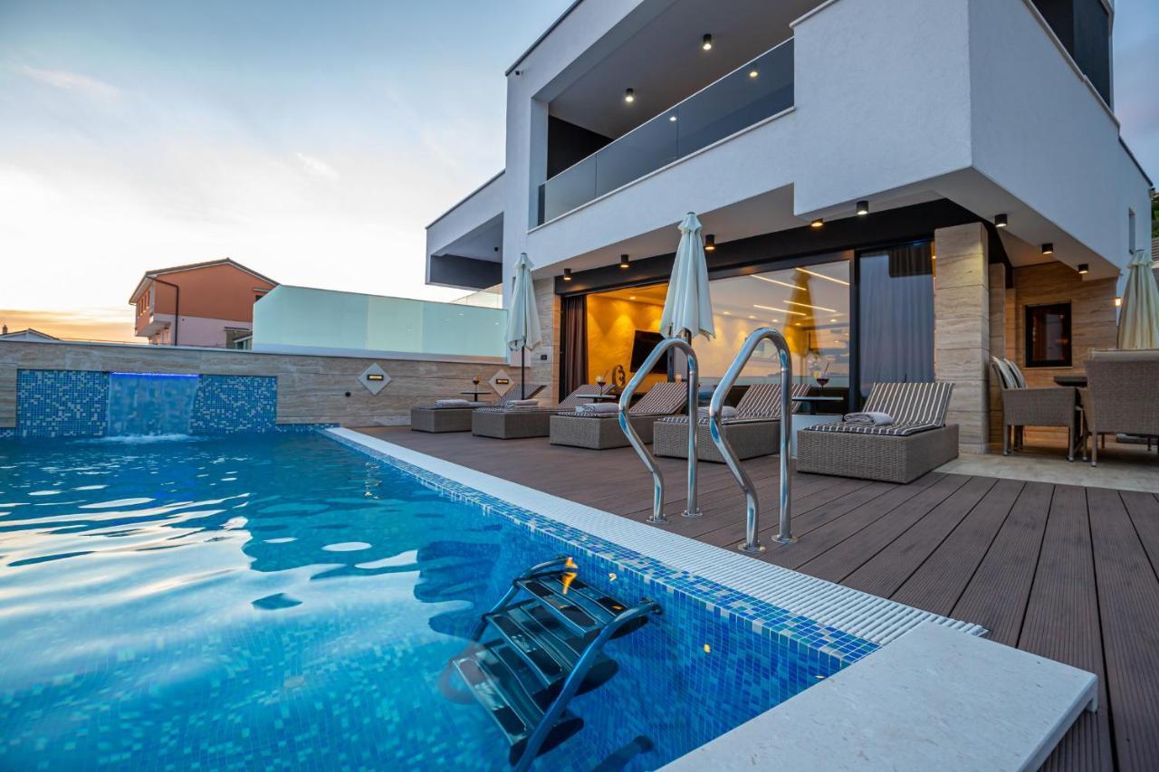 Villa Marassi With Heated Pool, Hot Tub And Sauna Crikvenica Esterno foto