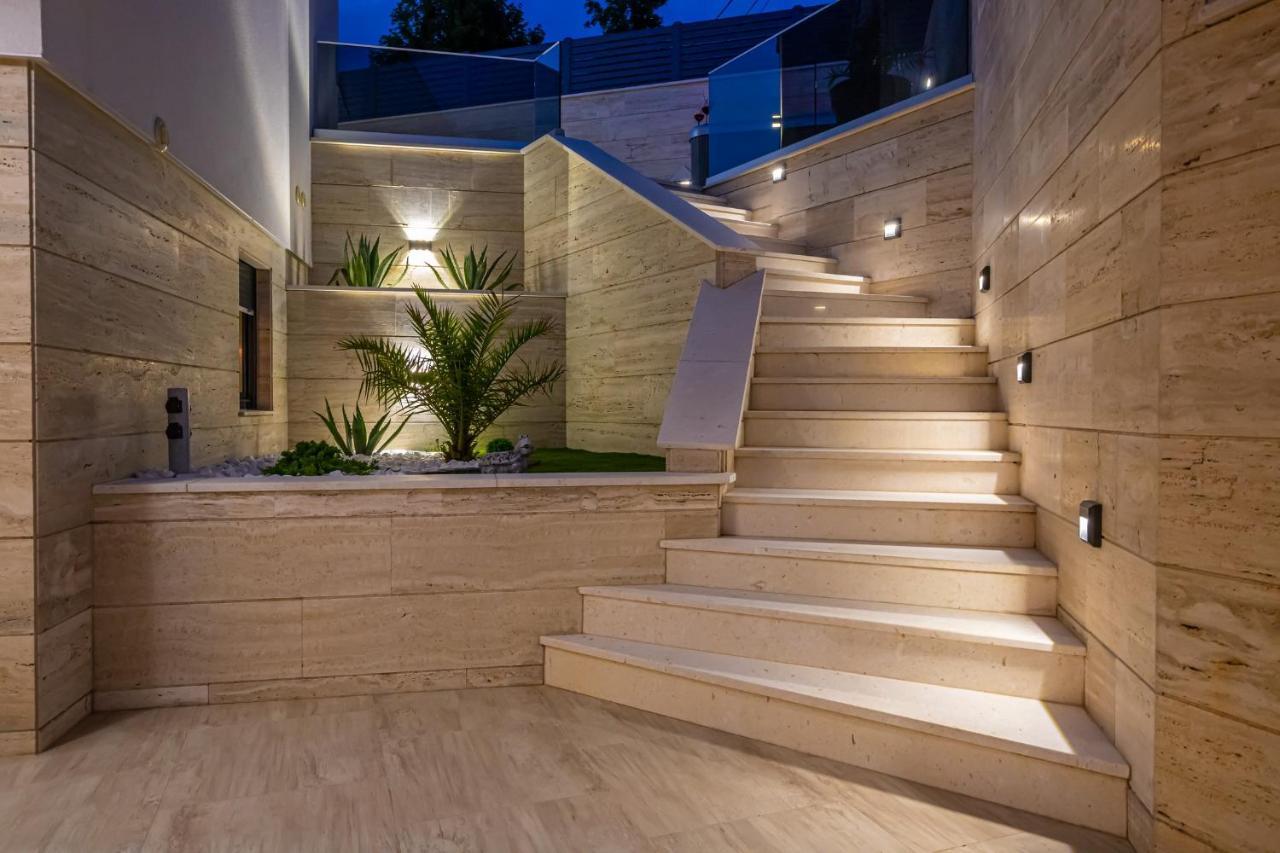 Villa Marassi With Heated Pool, Hot Tub And Sauna Crikvenica Esterno foto