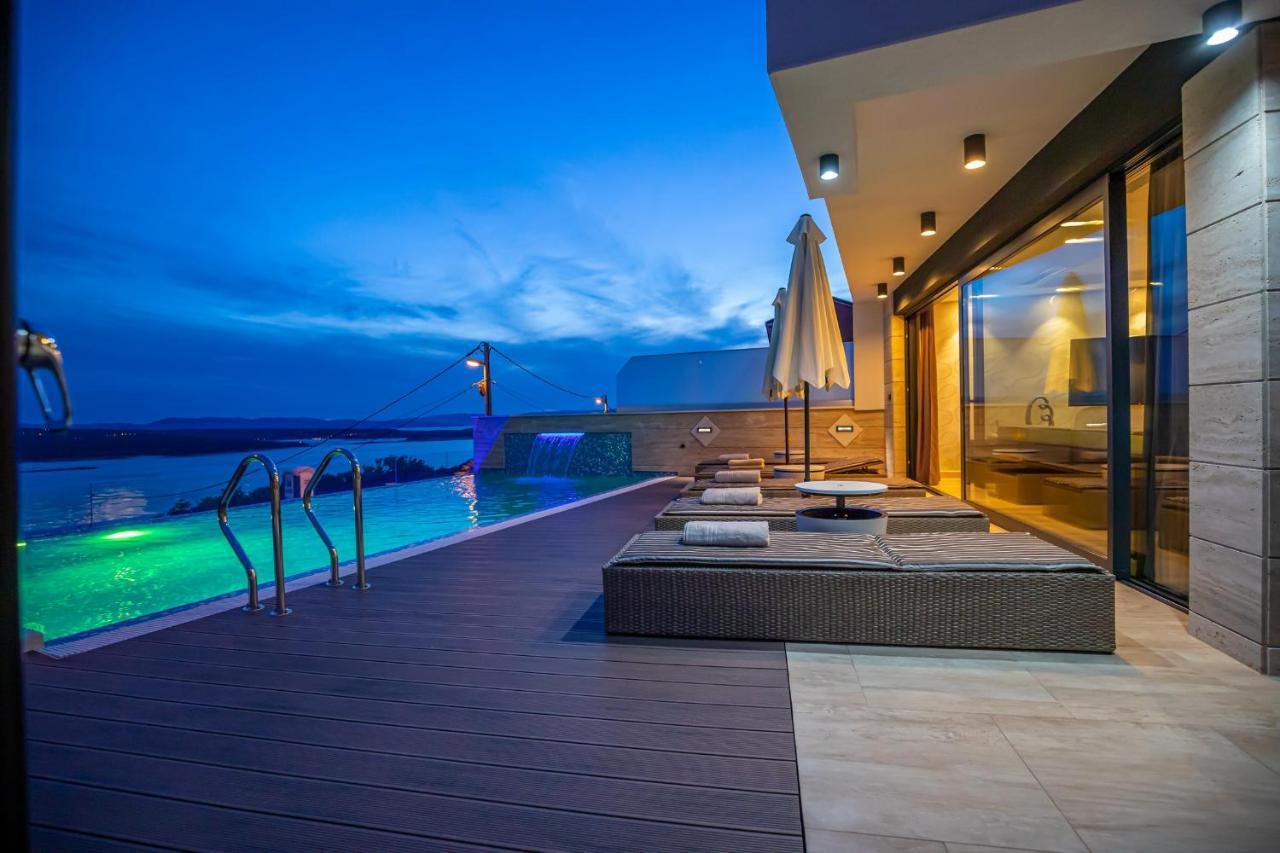 Villa Marassi With Heated Pool, Hot Tub And Sauna Crikvenica Esterno foto