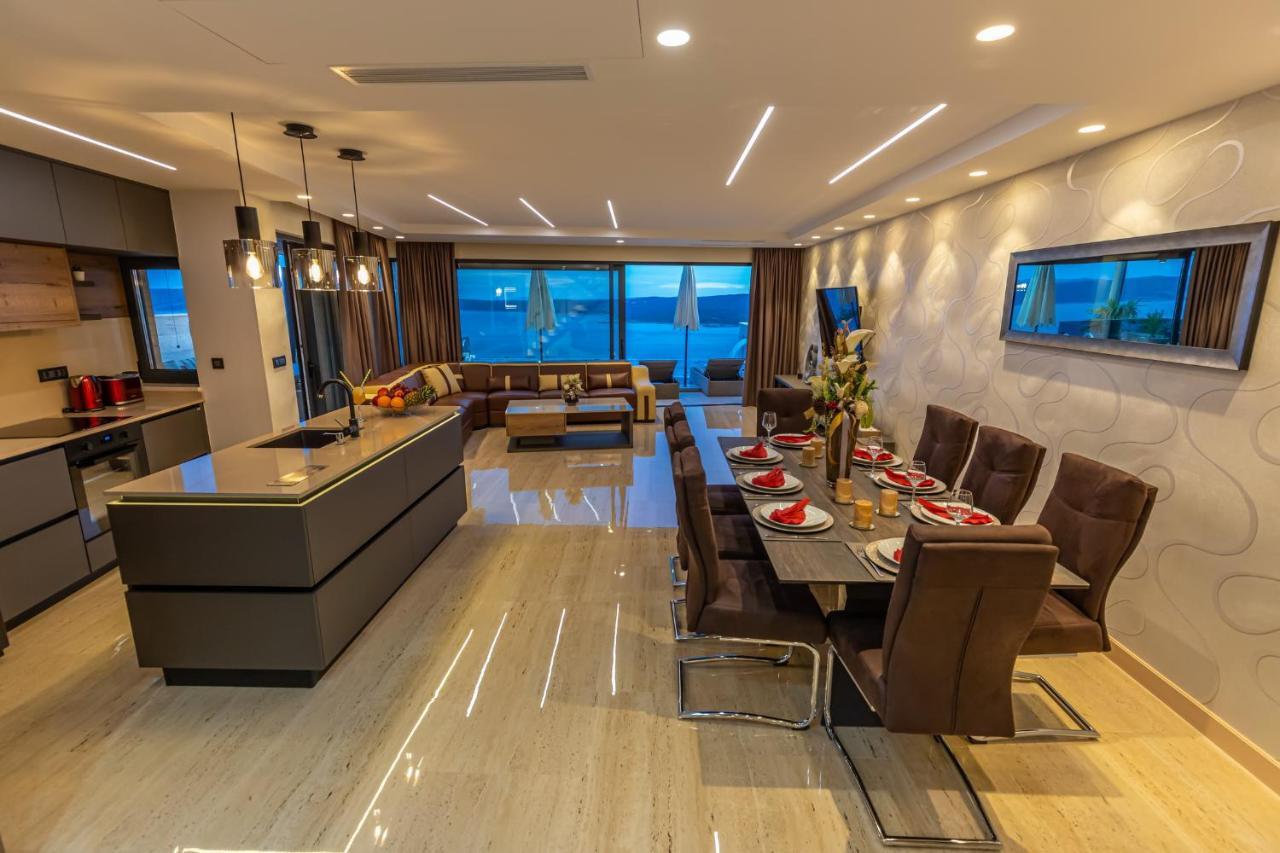 Villa Marassi With Heated Pool, Hot Tub And Sauna Crikvenica Esterno foto