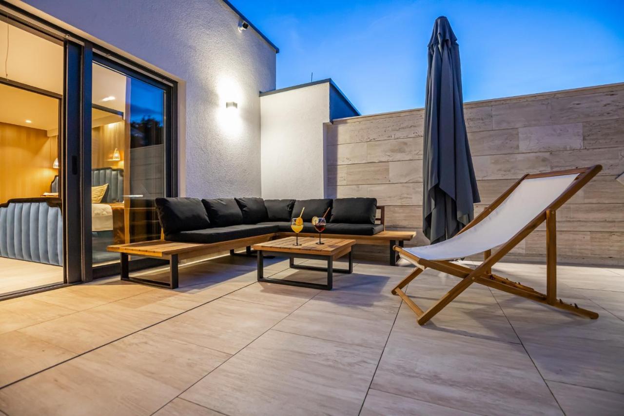 Villa Marassi With Heated Pool, Hot Tub And Sauna Crikvenica Esterno foto