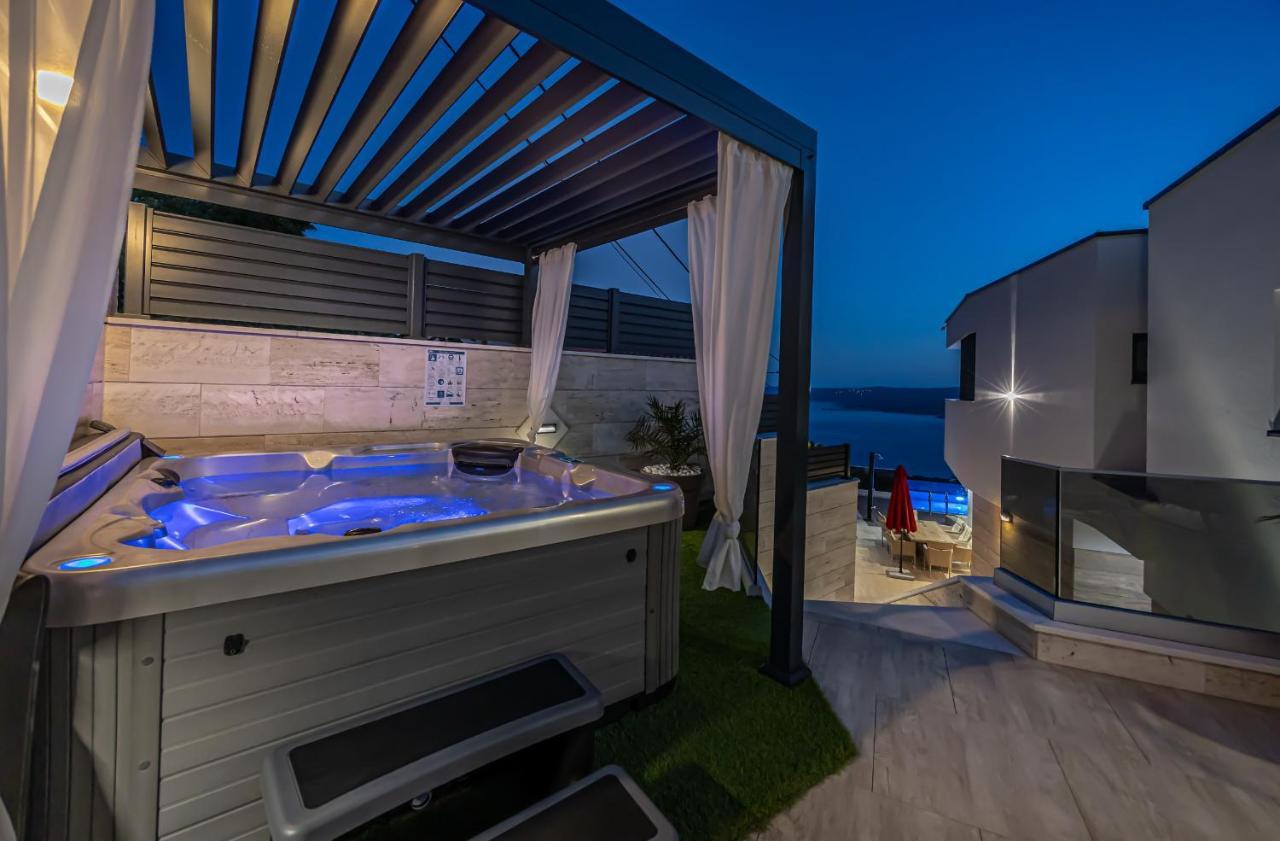 Villa Marassi With Heated Pool, Hot Tub And Sauna Crikvenica Esterno foto
